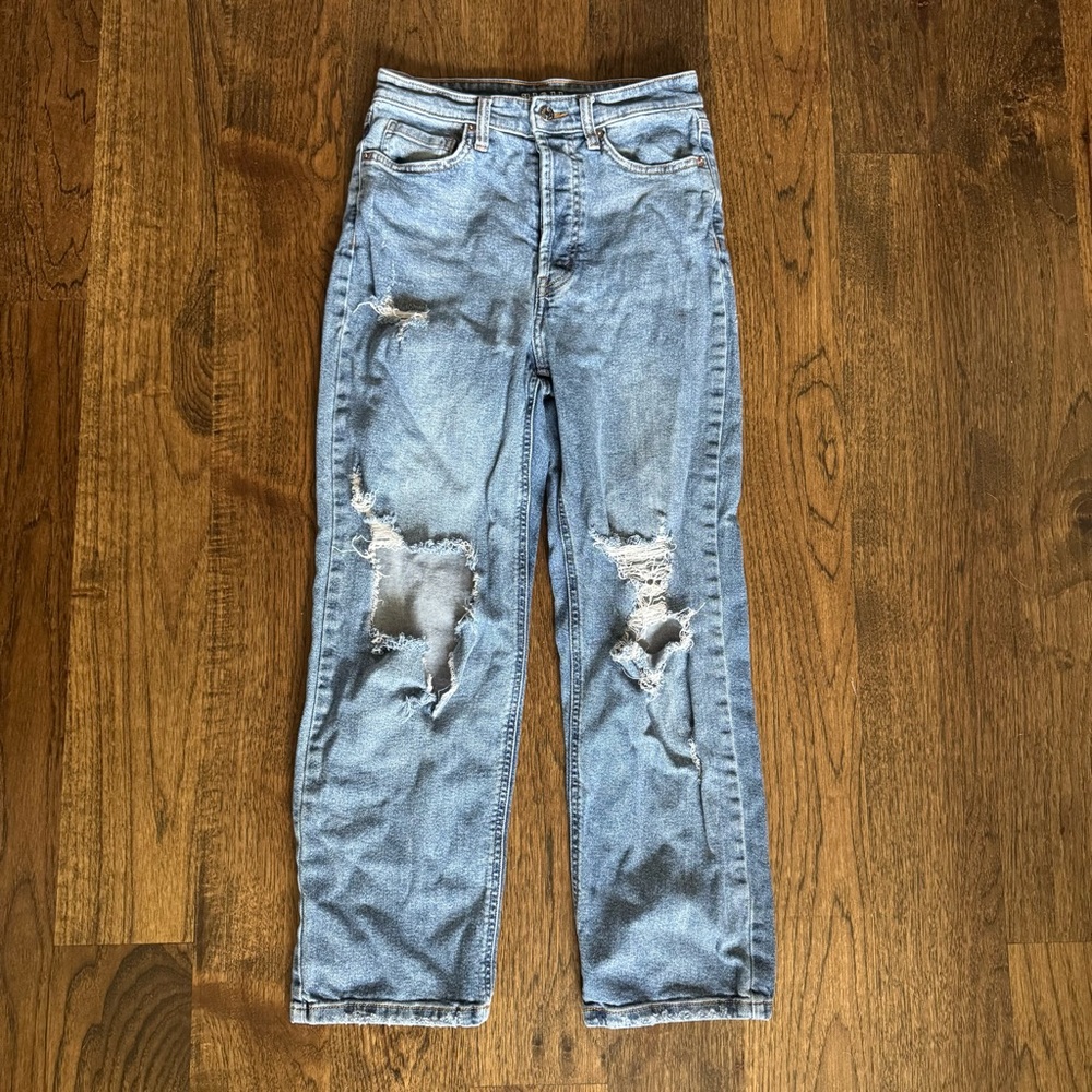 Wild Fable Light Blue Distressed Women’s Jeans
